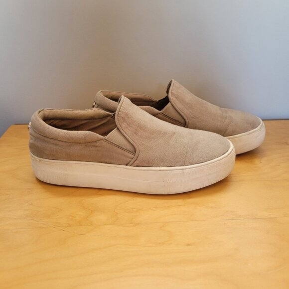 Steve Madden Sneakers - Picture 3 of 9
